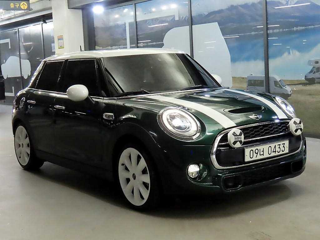 Mini Cooper 2016 Verde - Importación desde Corea - HF Imports Iquique - Foto 1