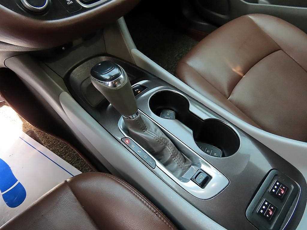 Chevrolet Malibu - Vista 10