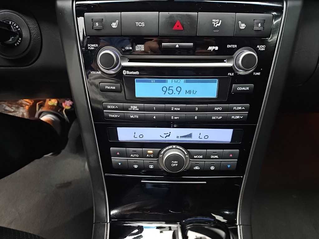 KIA Opirus - Vista 10