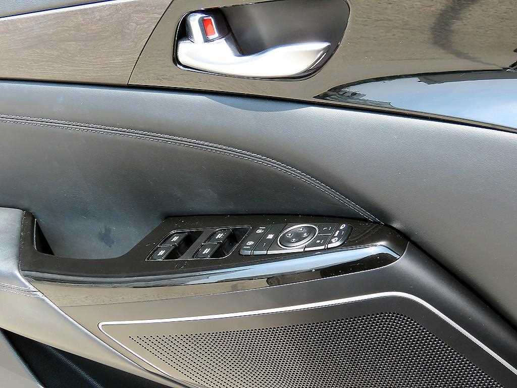 KIA K7 - Vista 11