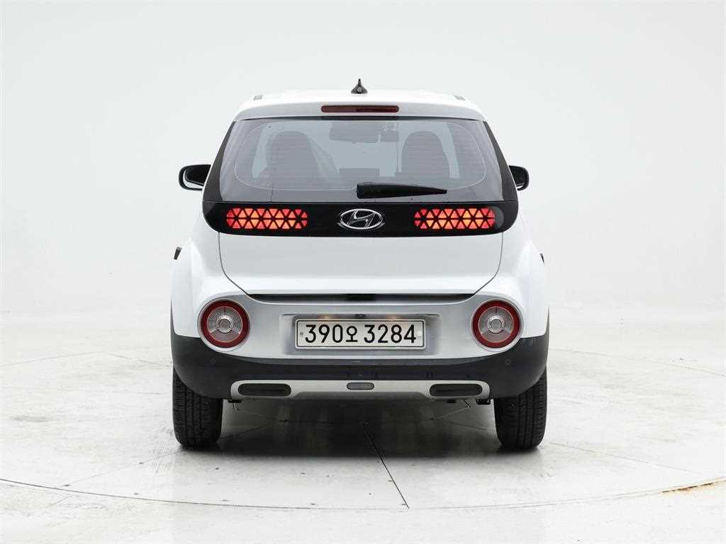 HYUNDAI Casper - Vista 5