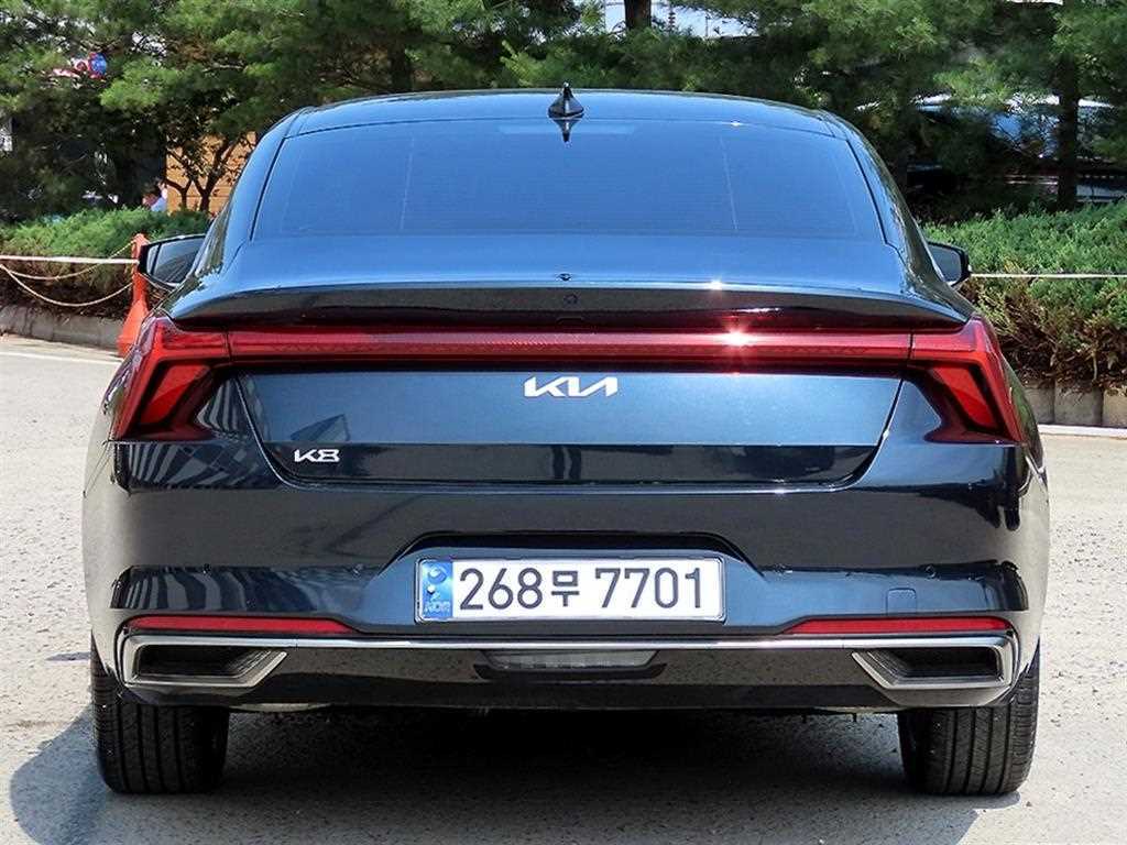 KIA K8 - Vista 4