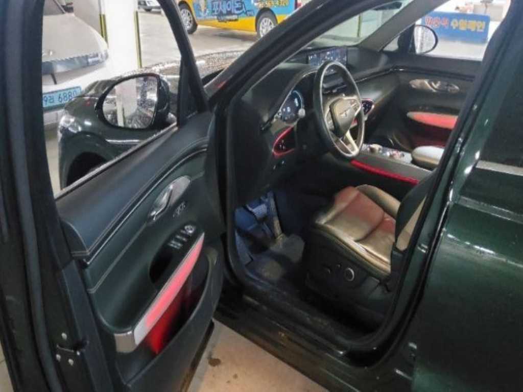 Genesis GV70 - Vista 3