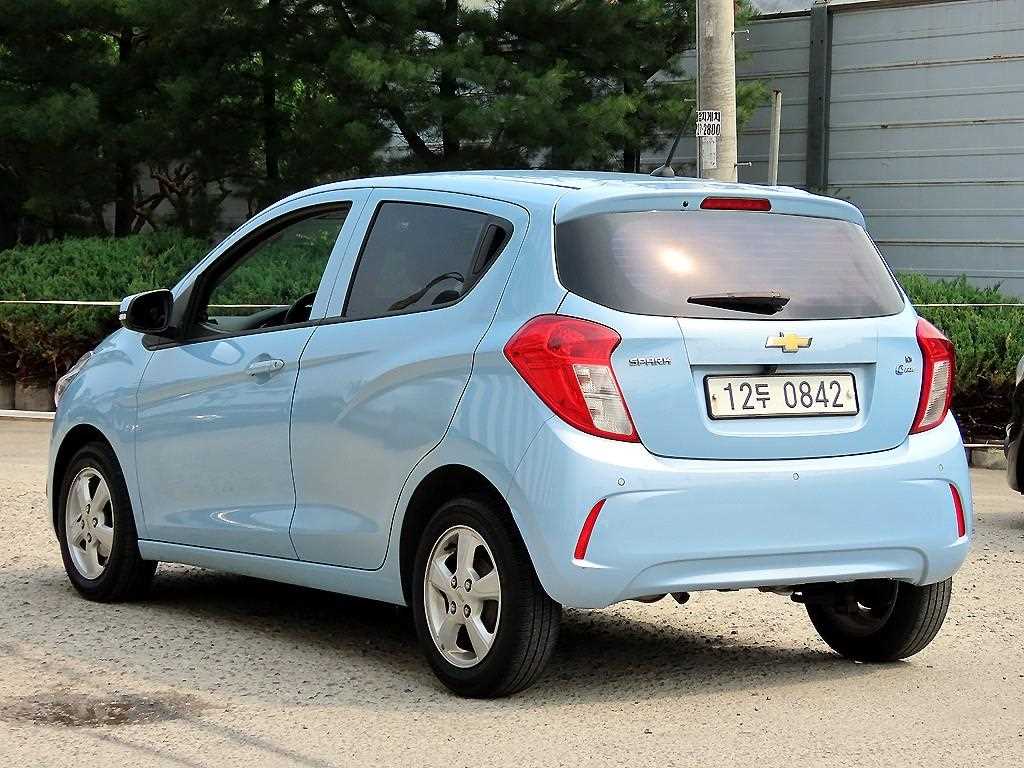 Chevrolet Spark - Vista 3