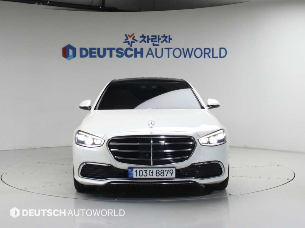 Mercedes Benz S Class - Vista 3