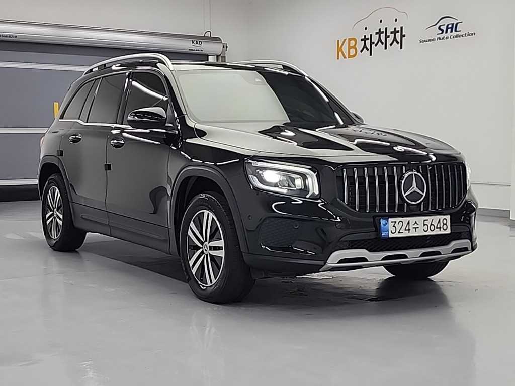 Mercedes Benz GLB Class - Vista 4