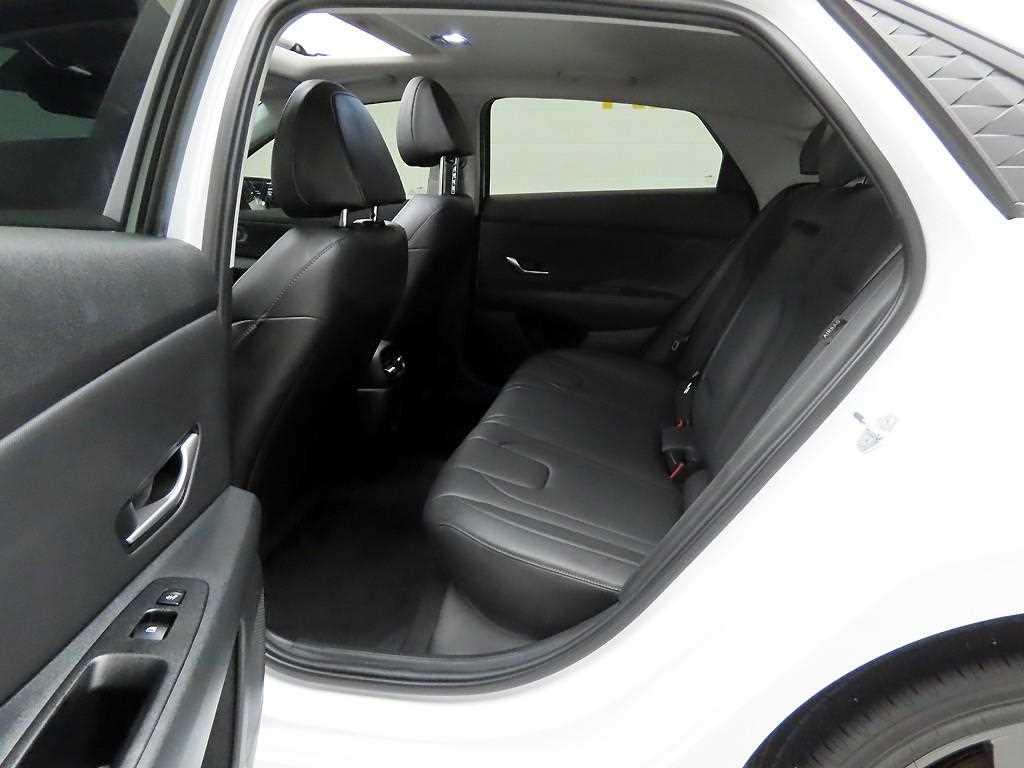 HYUNDAI Avante 2024 Blanco - Importación desde Corea - HF Imports Iquique - Foto 13