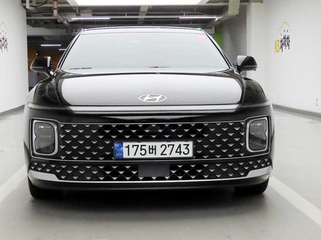 HYUNDAI Grandeur - Vista 2