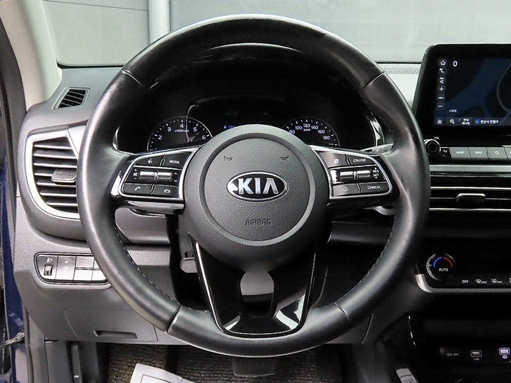 KIA Seltos - Vista 9