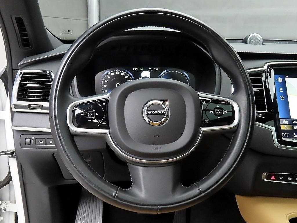 Volvo XC90 - Vista 9