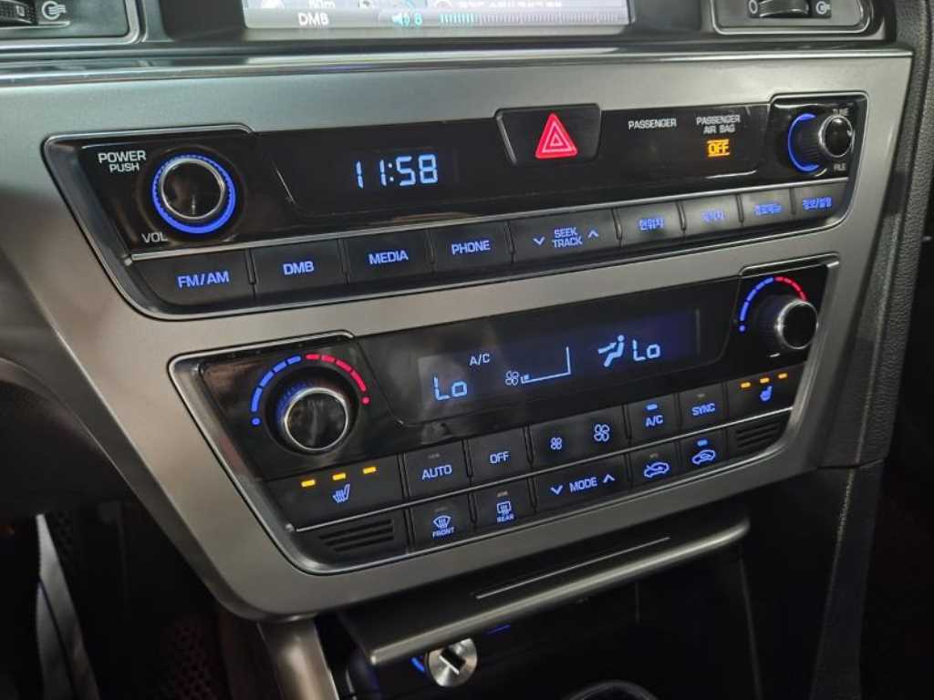 HYUNDAI Sonata - Vista 10