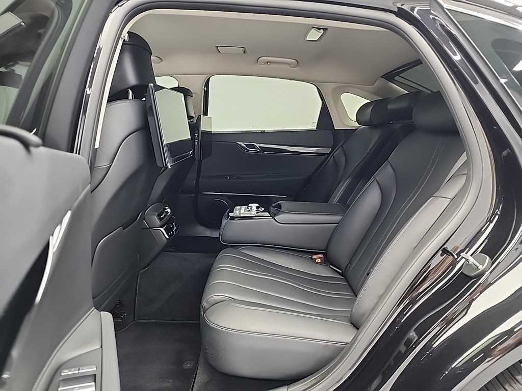 Genesis G80 - Vista 12