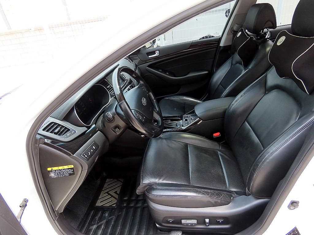 KIA K7 - Vista 5