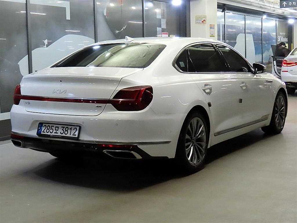 KIA K9 - Vista 4