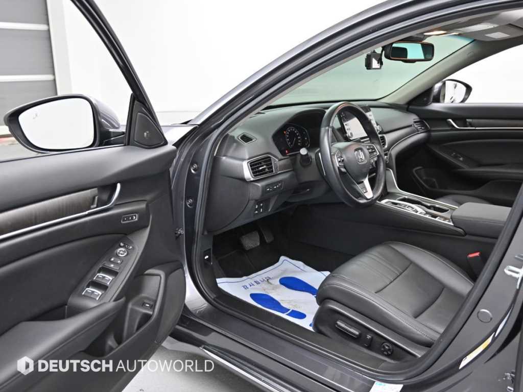 Honda Accord - Vista 11