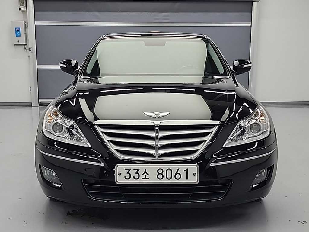 HYUNDAI Genesis - Vista 2
