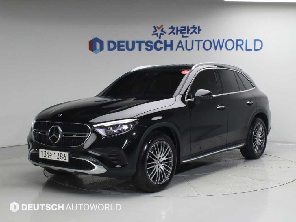 Mercedes Benz GLC Class 2024 Negro - Importación desde Corea - HF Imports Iquique - Foto 1