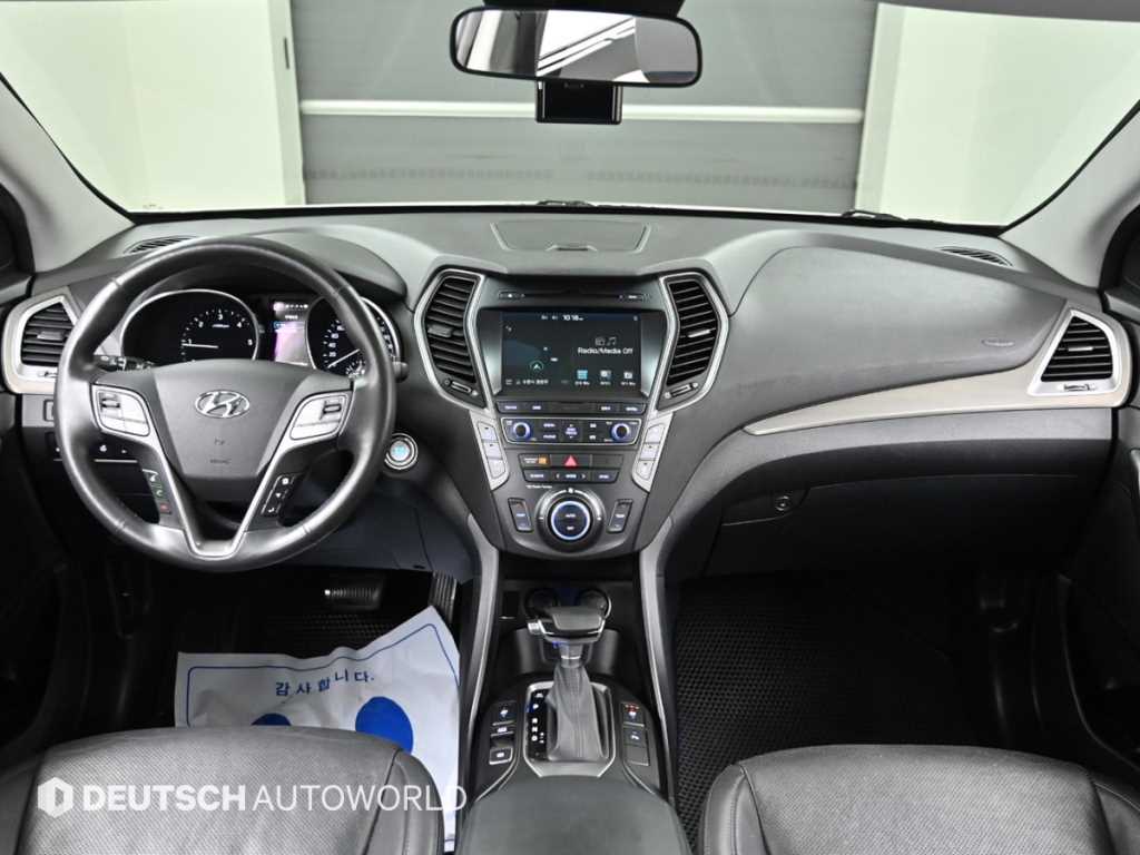 HYUNDAI Maxcruz - Vista 8