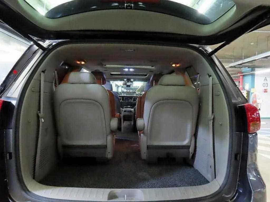 KIA Carnival 2018 Gris - Importación desde Corea - HF Imports Iquique - Foto 16