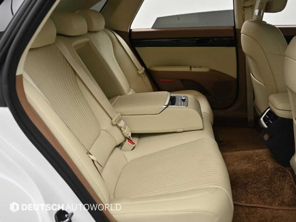 HYUNDAI Grandeur - Vista 12