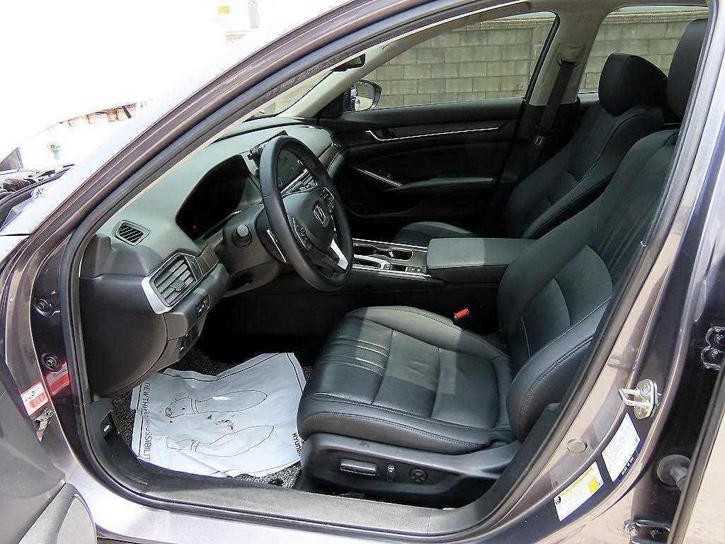 Honda Accord - Vista 5