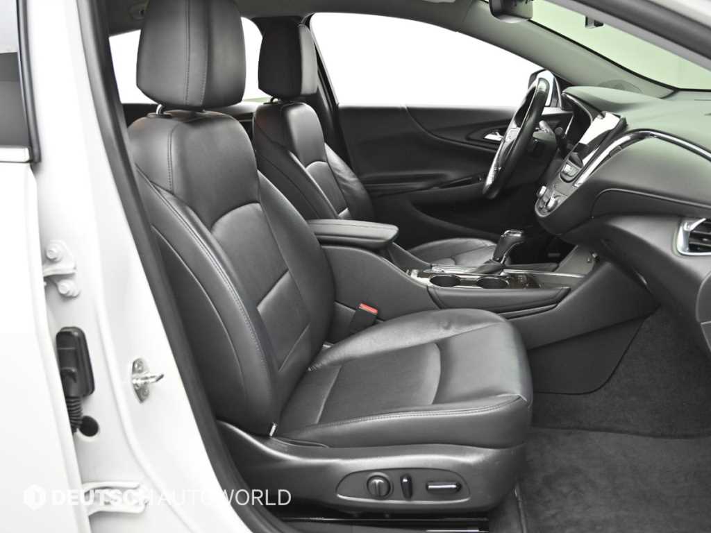 Chevrolet Malibu - Vista 10