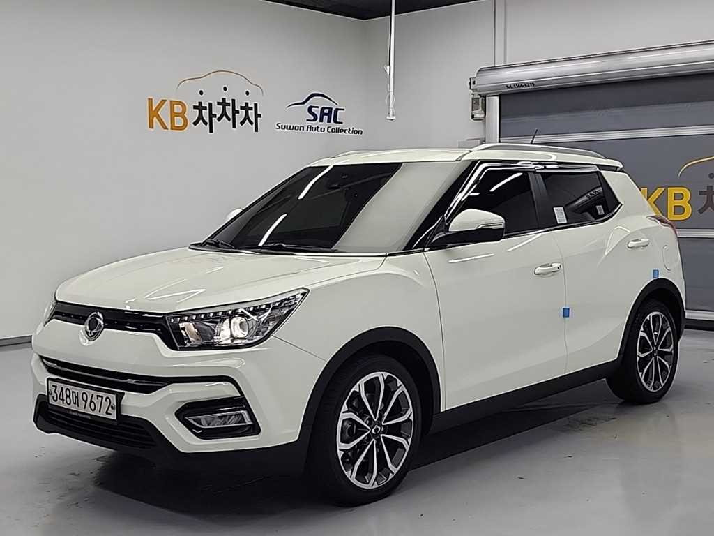 Ssangyong Tivoli 2018 Blanco - Importación desde Corea - HF Imports Iquique - Foto 1