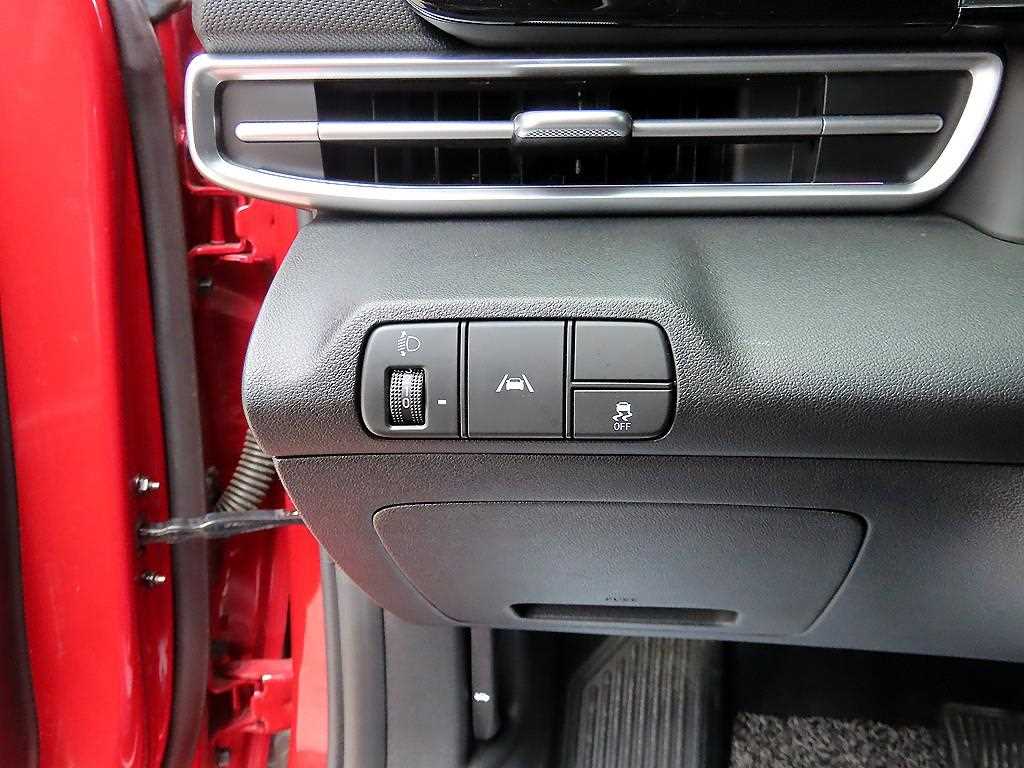 HYUNDAI Avante - Vista 12