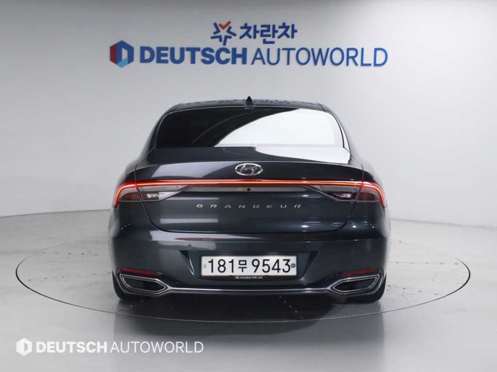 HYUNDAI Grandeur - Vista 4