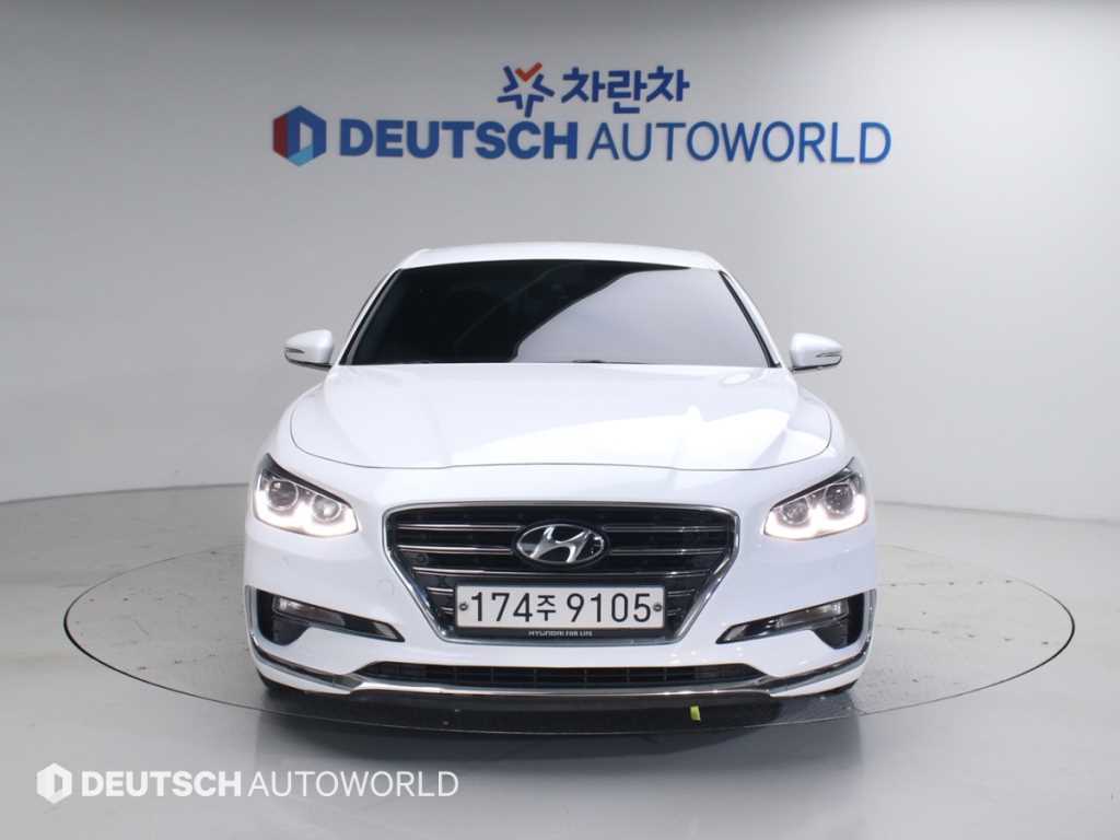 HYUNDAI Grandeur - Vista 3