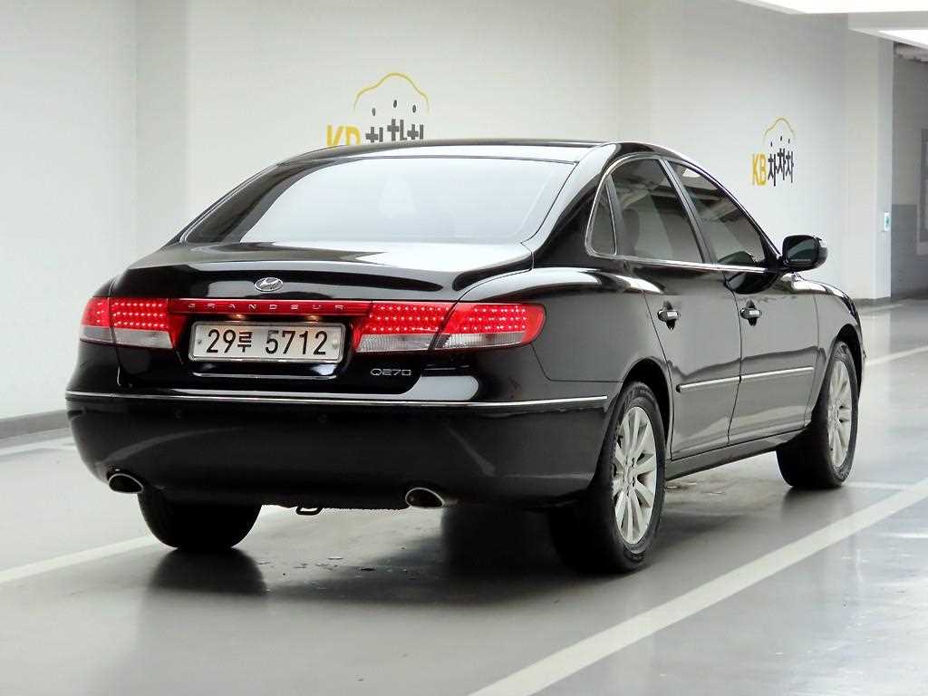 HYUNDAI Grandeur - Vista 4