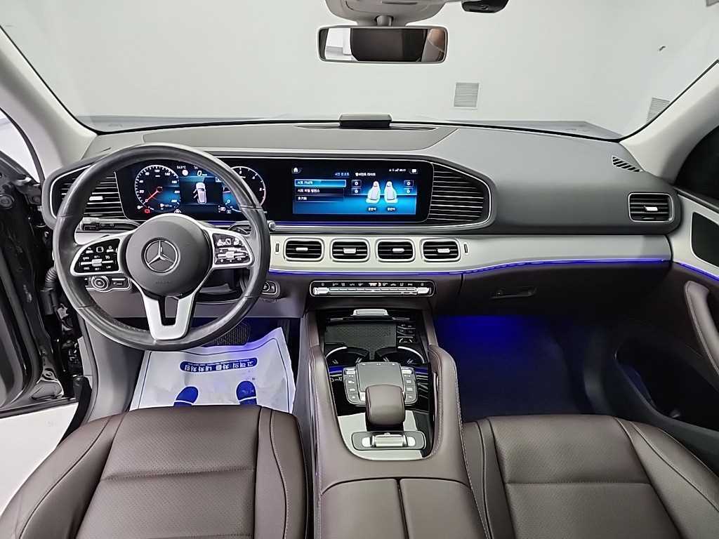 Mercedes Benz GLE Class - Vista 7