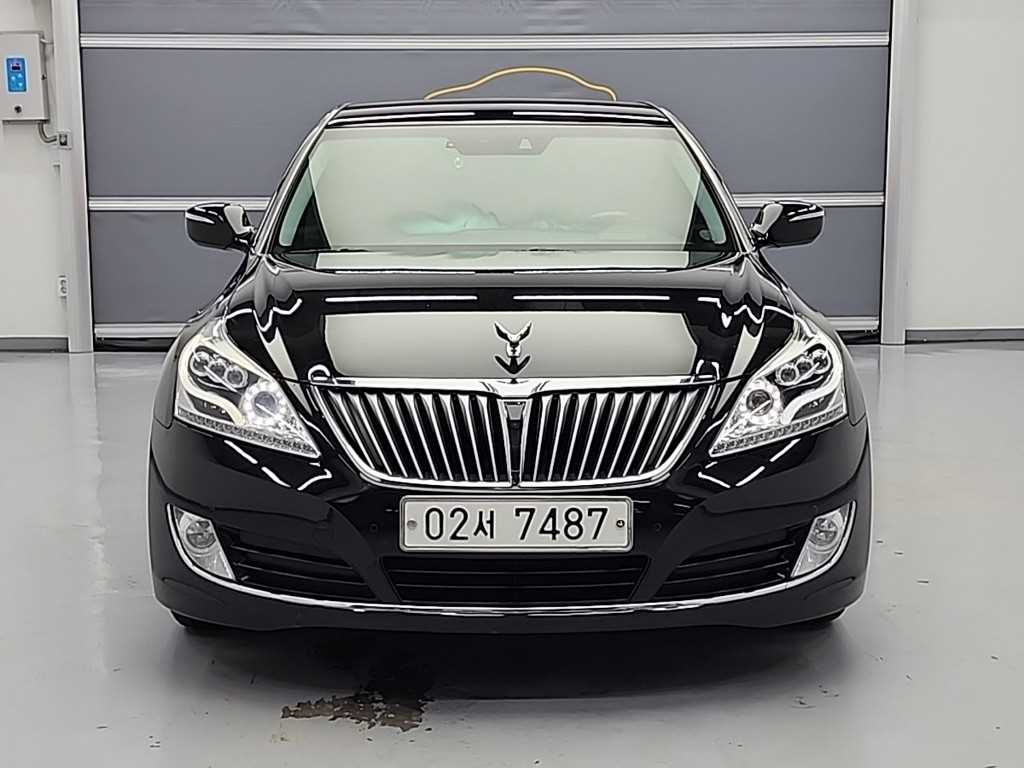HYUNDAI Equus - Vista 2