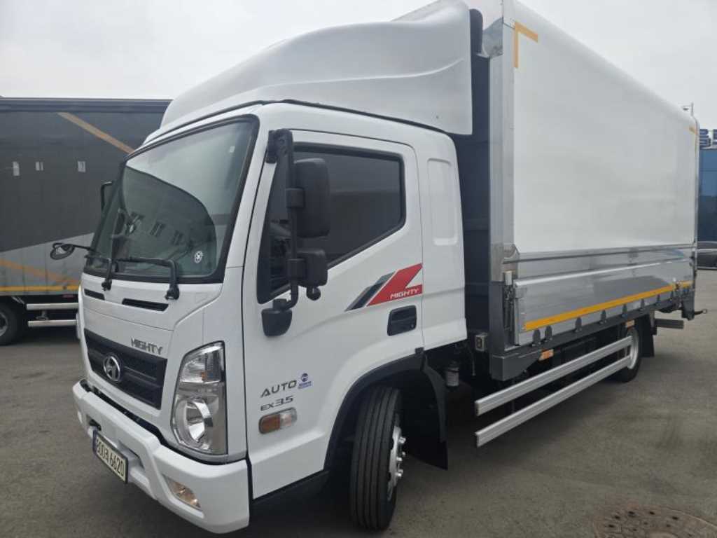 medium and large cargo truck 2024 Blanco - Importación desde Corea - HF Imports Iquique - Foto 1