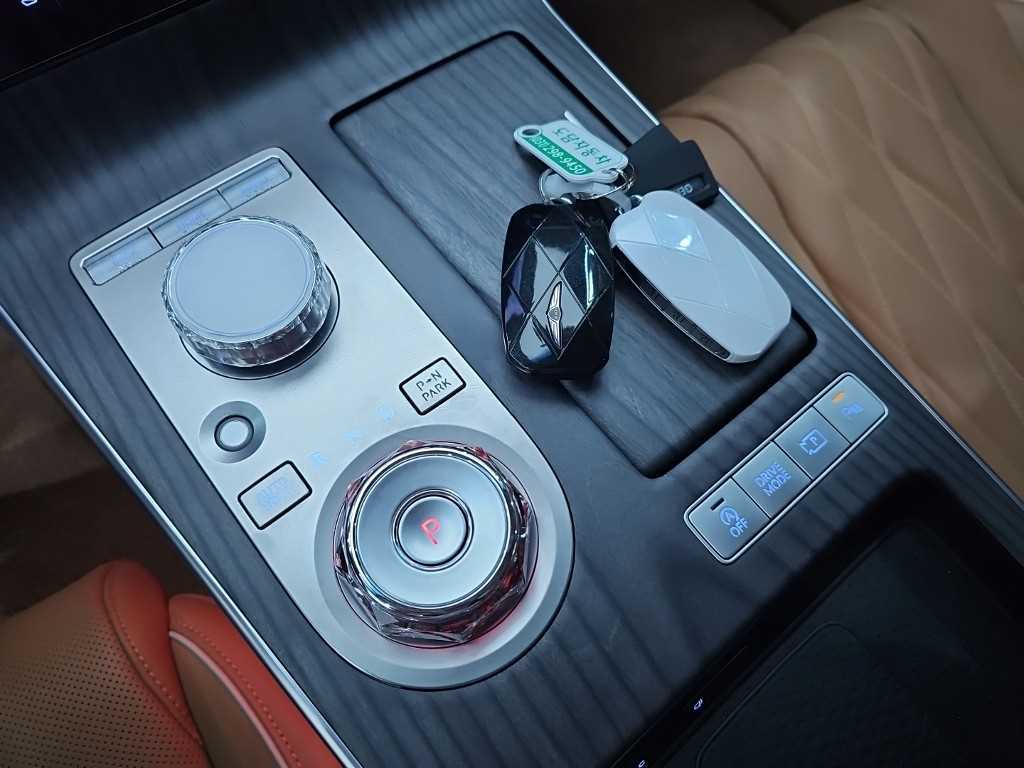 Genesis G80 - Vista 8