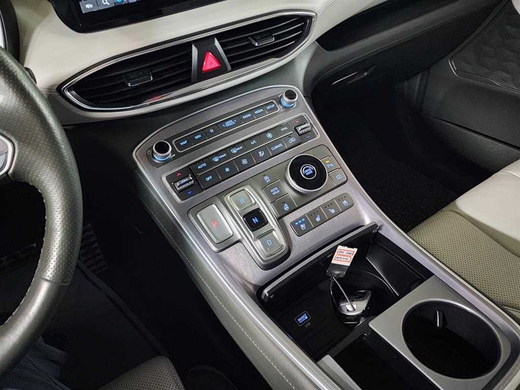 HYUNDAI Santa Fe - Vista 5
