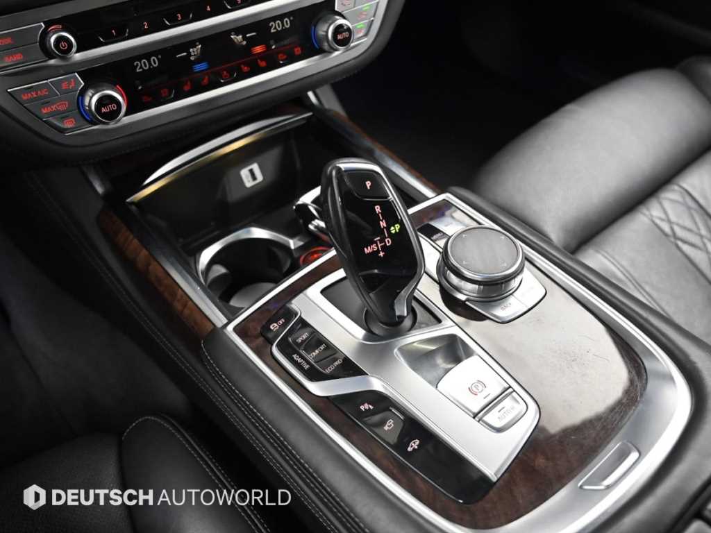 BMW 7 Series - Vista 9