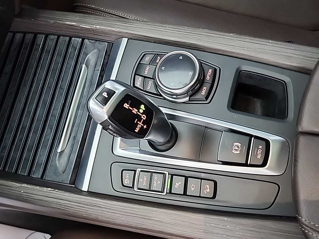 BMW X5 - Vista 8