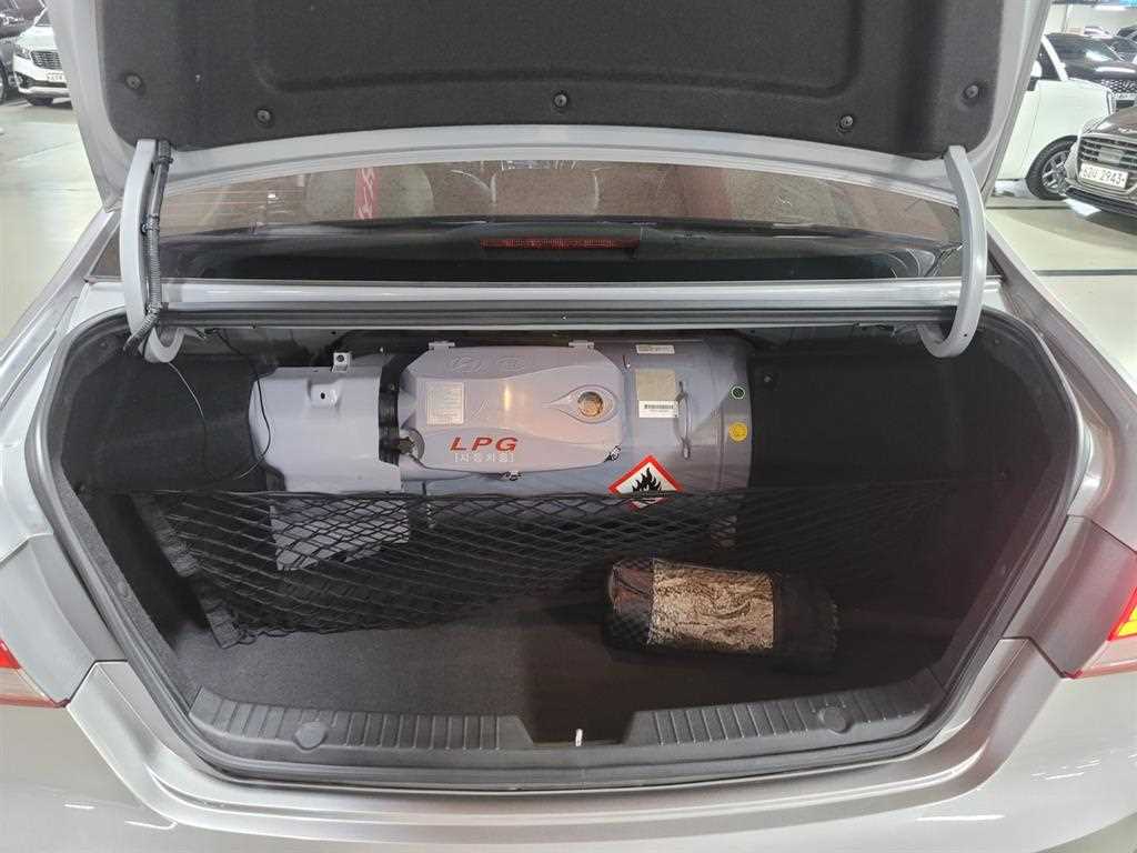 HYUNDAI Sonata 2013 Gris - Importación desde Corea - HF Imports Iquique - Foto 18
