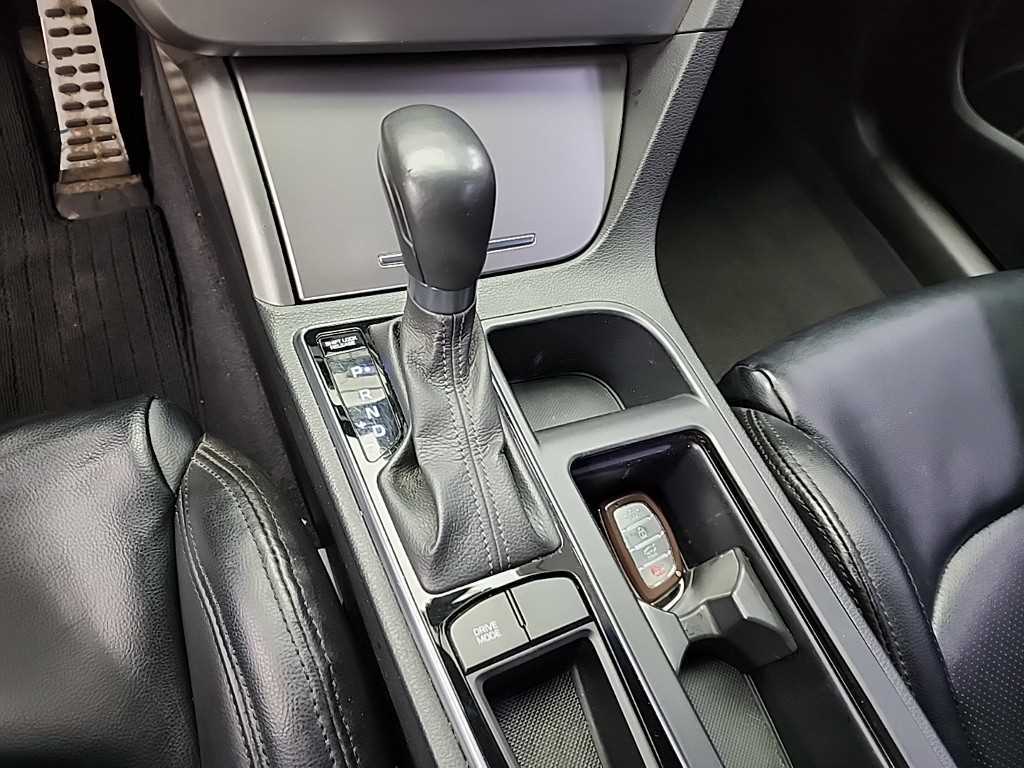 HYUNDAI Sonata - Vista 8