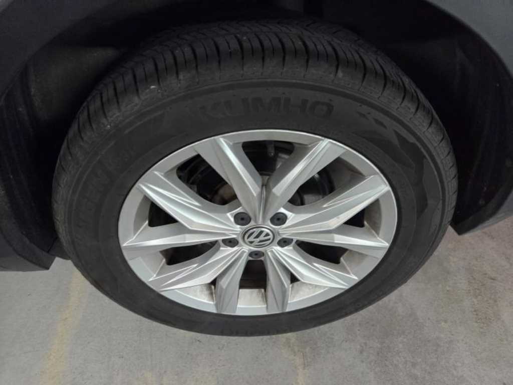 Volkswagen Tiguan - Vista 3