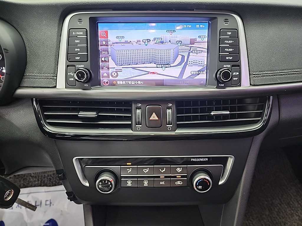 KIA K5 - Vista 10