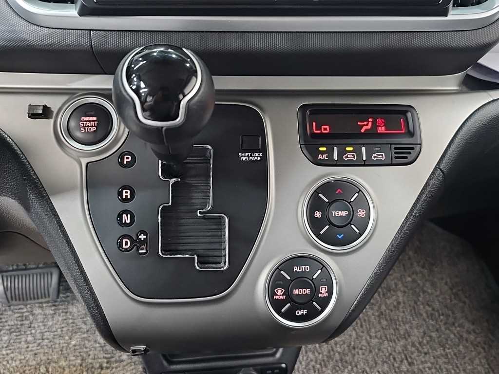 KIA Ray - Vista 10