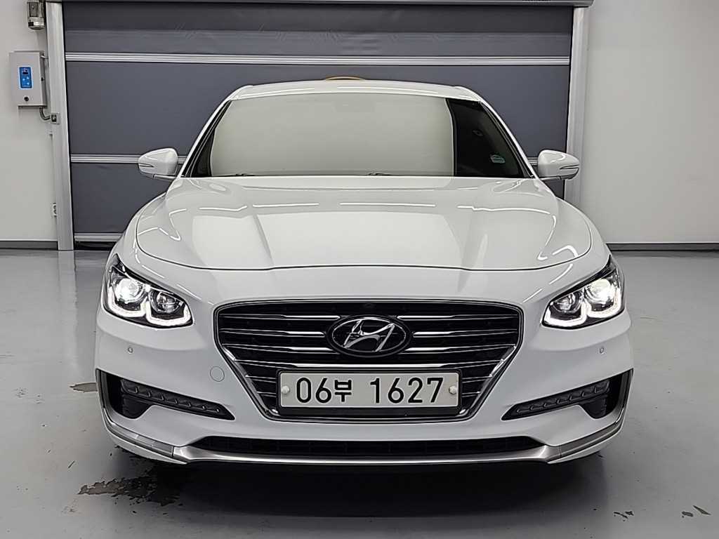 HYUNDAI Grandeur - Vista 2