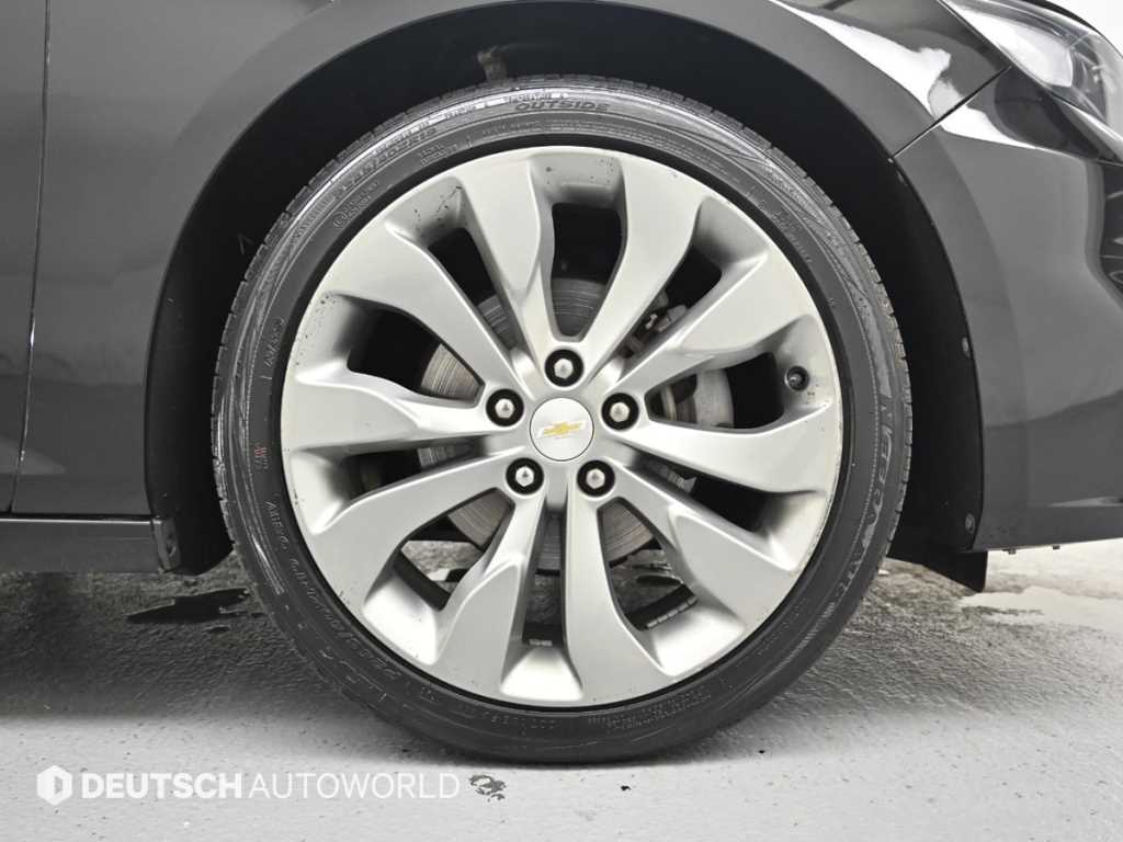Chevrolet Malibu - Vista 5