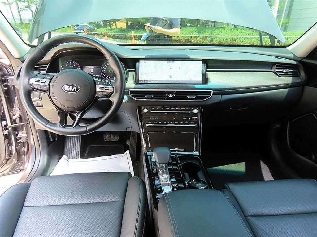 KIA K7 - Vista 7