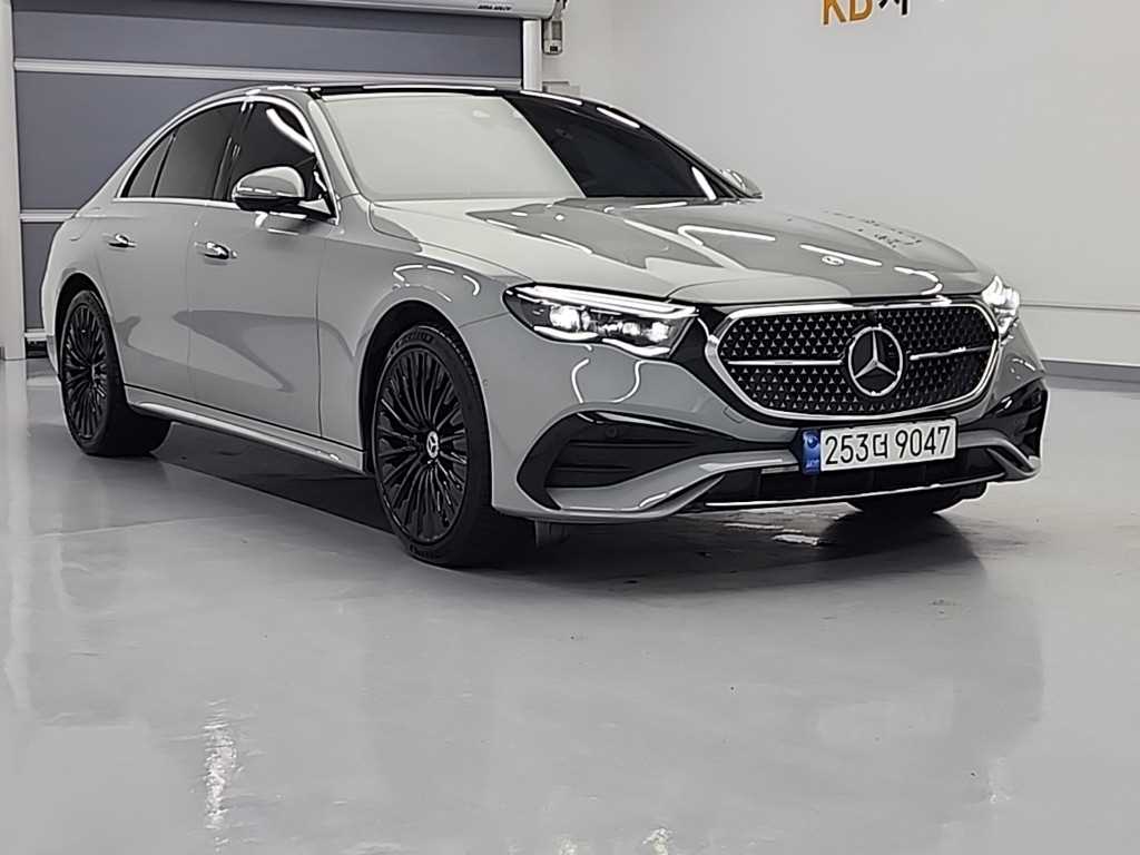 Mercedes Benz E class - Vista 4