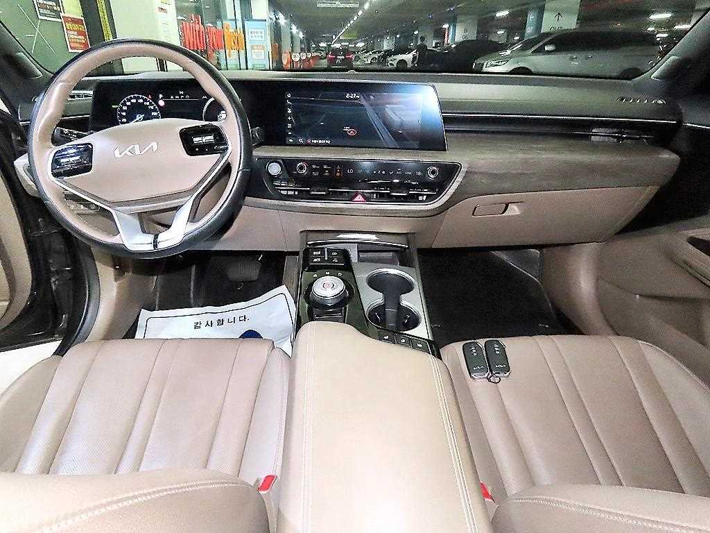 KIA K8 - Vista 6