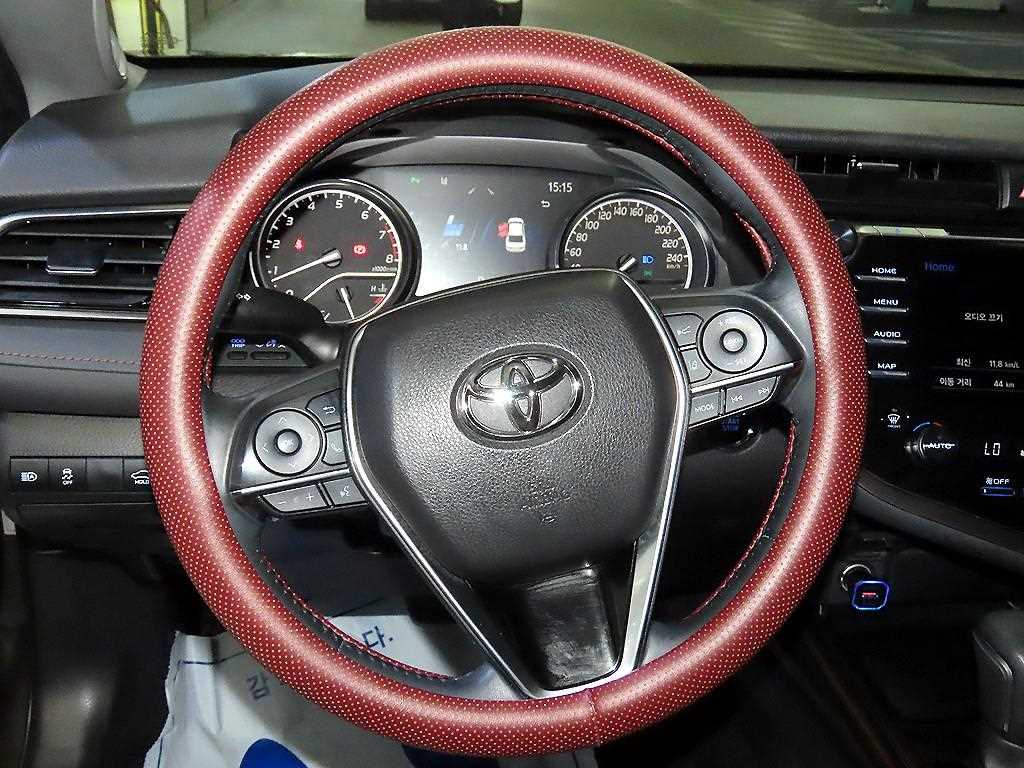 Toyota Camry - Vista 8