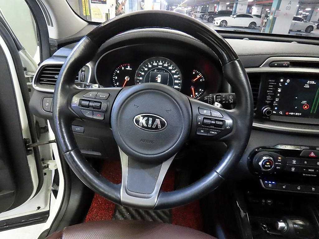 KIA Sorento - Vista 8